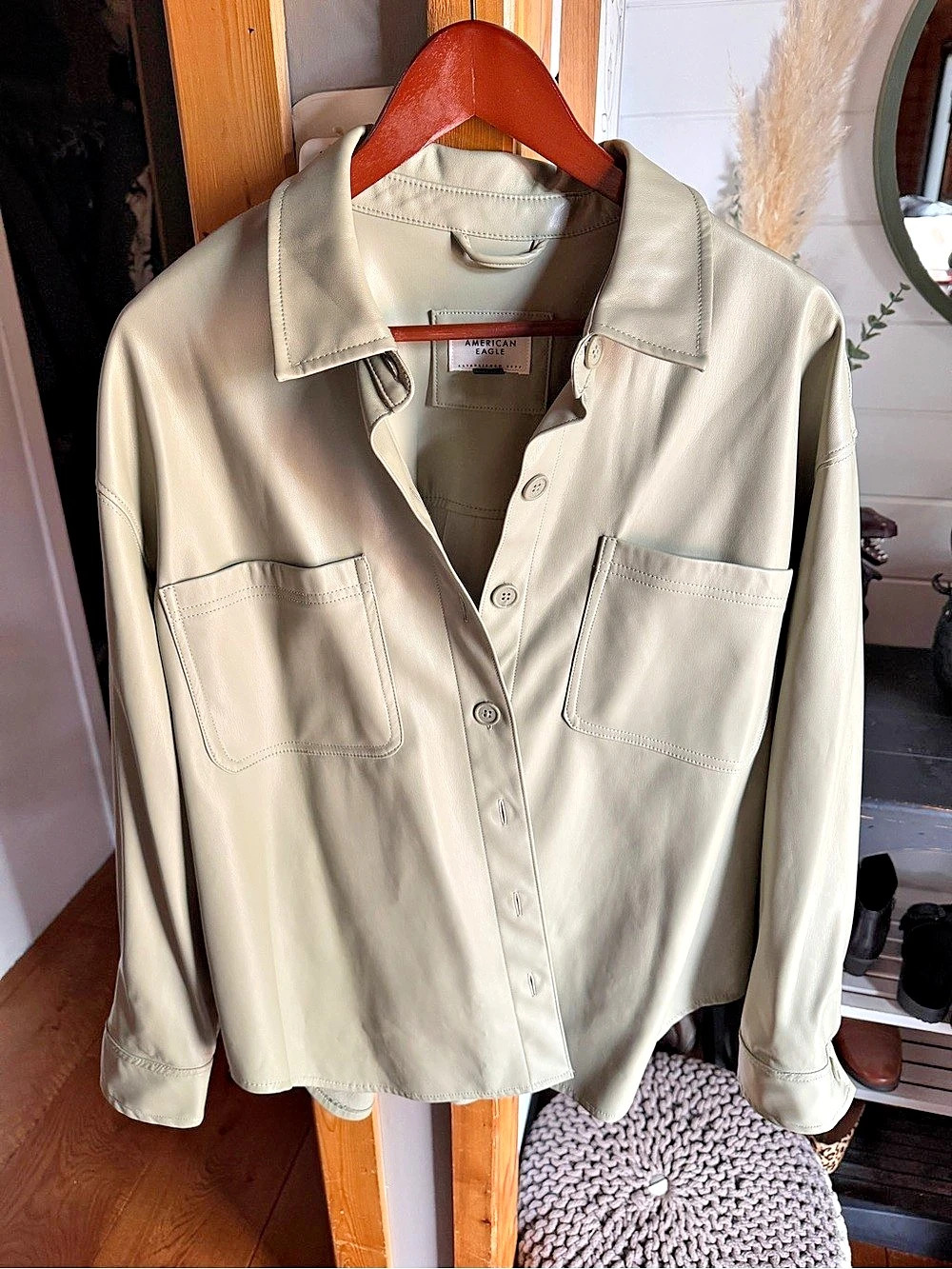 American Eagle vegan Leather shirt in Green Size Large